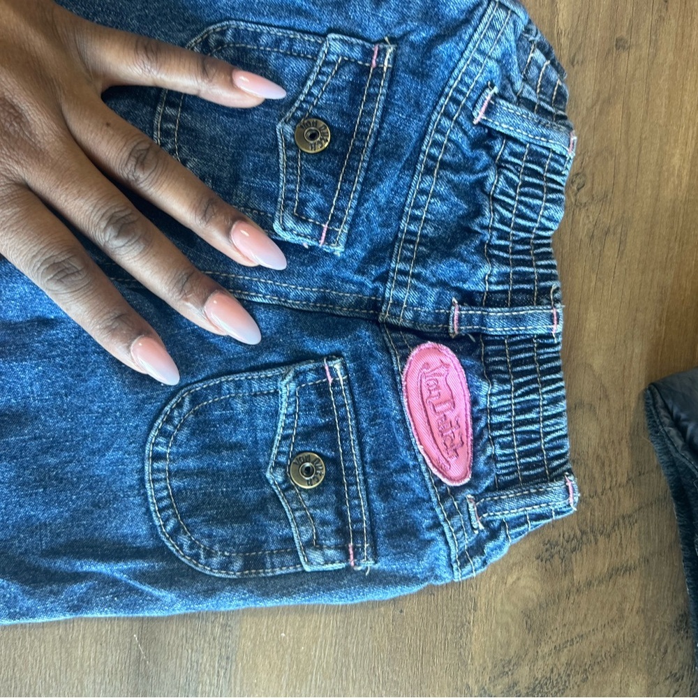 Blue Denim Jeans with Floral Embroidery - Picture 2 of 4
